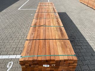 Ca. 91x Angelim Pedra Onderliggers Geschaafd, 45x68mm, lengte 450cm